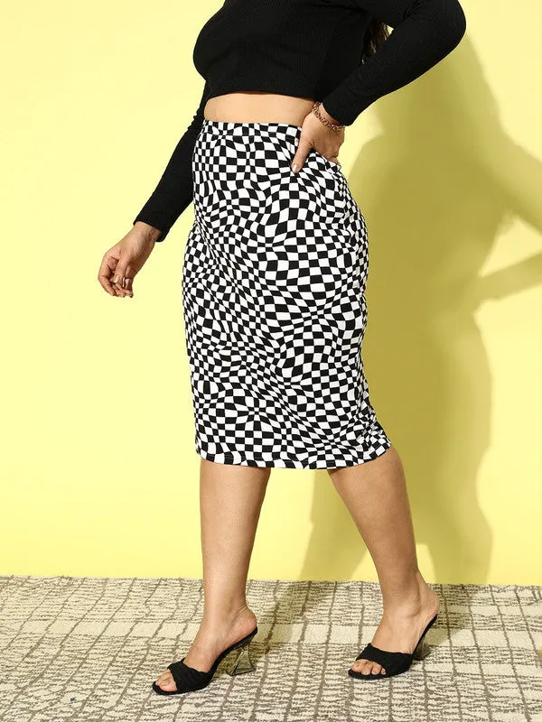 Berrylush Women Plus Size Black & White Checked Pattern Slip-On High-Rise Waist Back-Slitted Pencil Midi Skirt