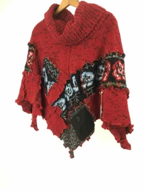 BrisingDesigns Size One Size Red/Black NWT Recycled Textiles Cowl Neck Poncho