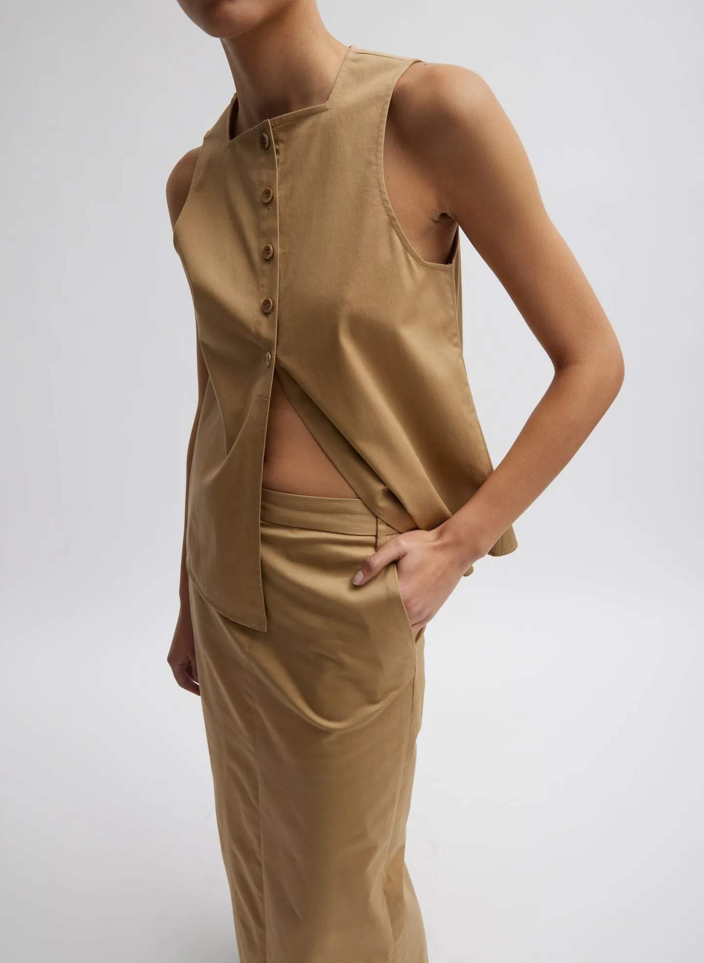 Chino Slit Front Sleeveless Top