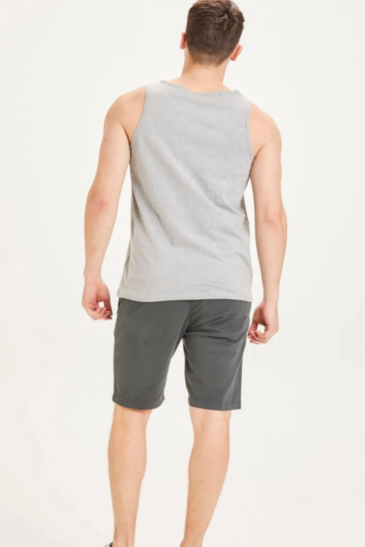 Chuck Regular Fit Shorts Dark Grey Knowledge Cotton Apparel