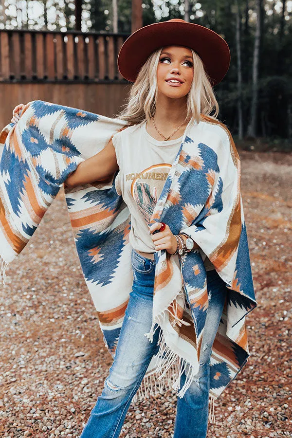 Escape To The Mountains Poncho In Blue