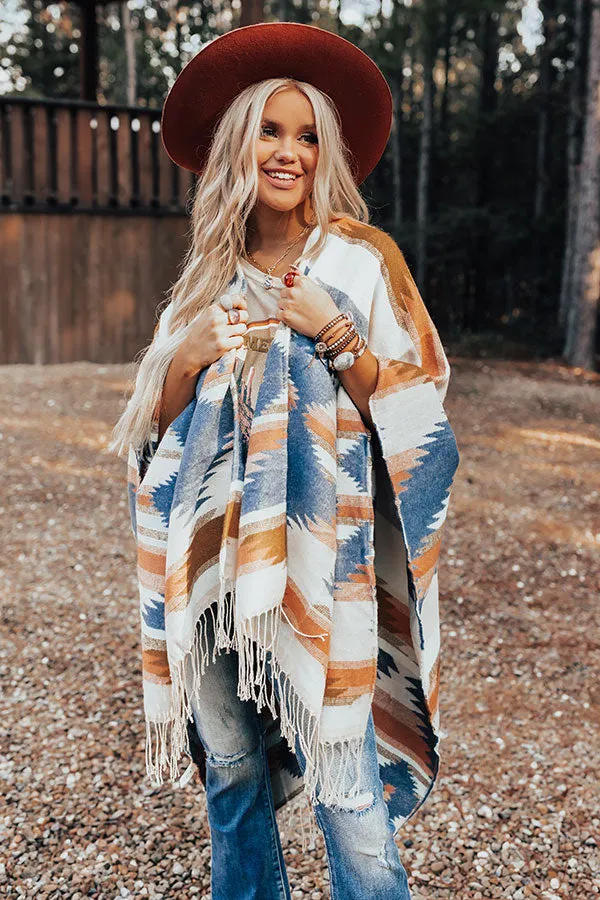 Escape To The Mountains Poncho In Blue