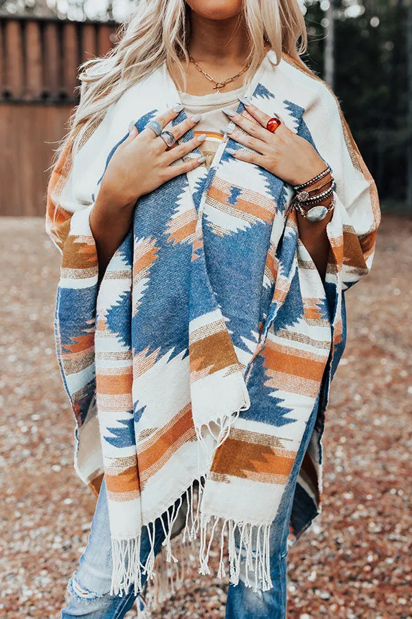 Escape To The Mountains Poncho In Blue