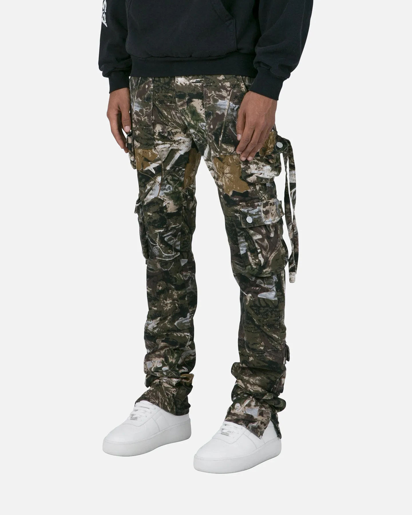 MNML D152 Cargo Straight Denim Pants Hunter Camo