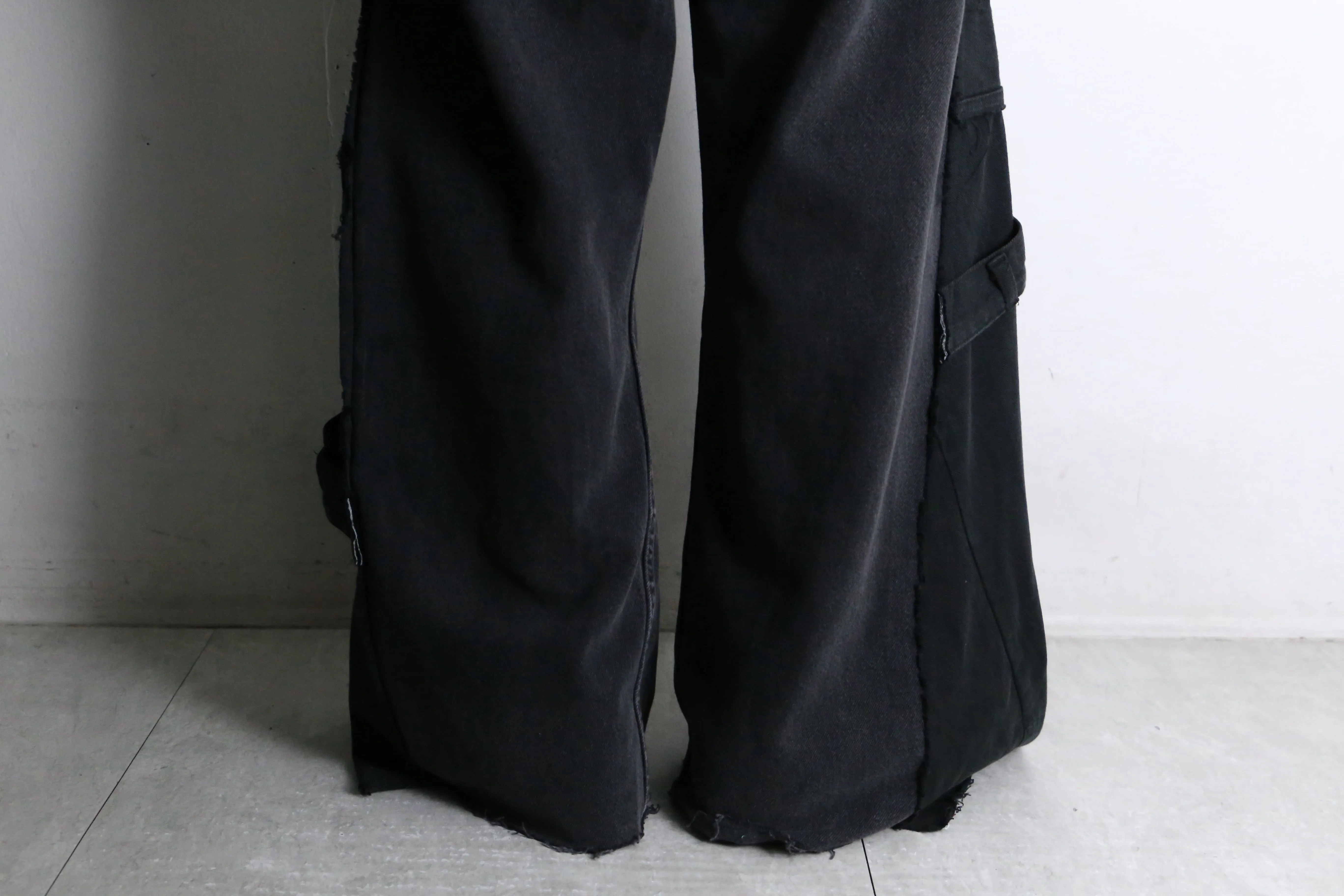 "Re:make" black belt loop design flare denim pants