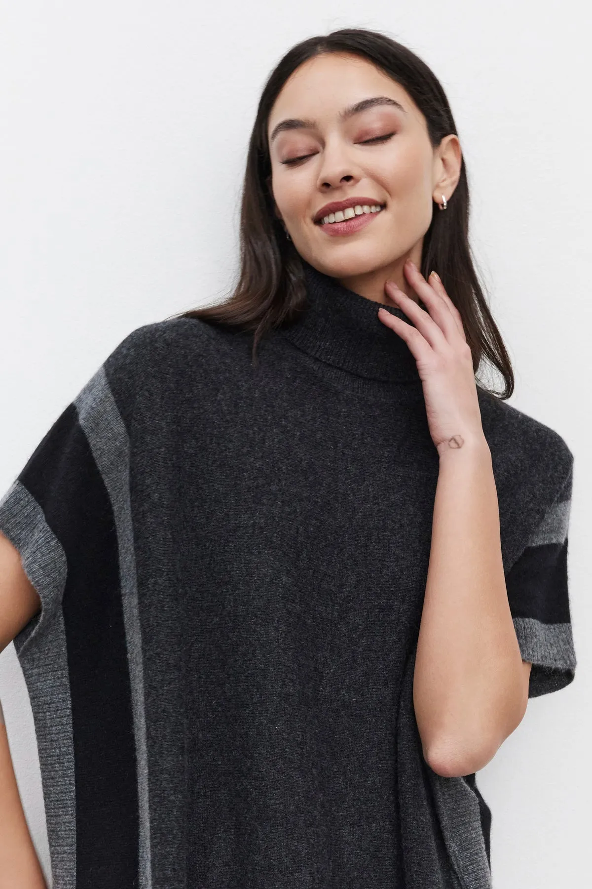 REESE CASHMERE TURTLENECK PONCHO