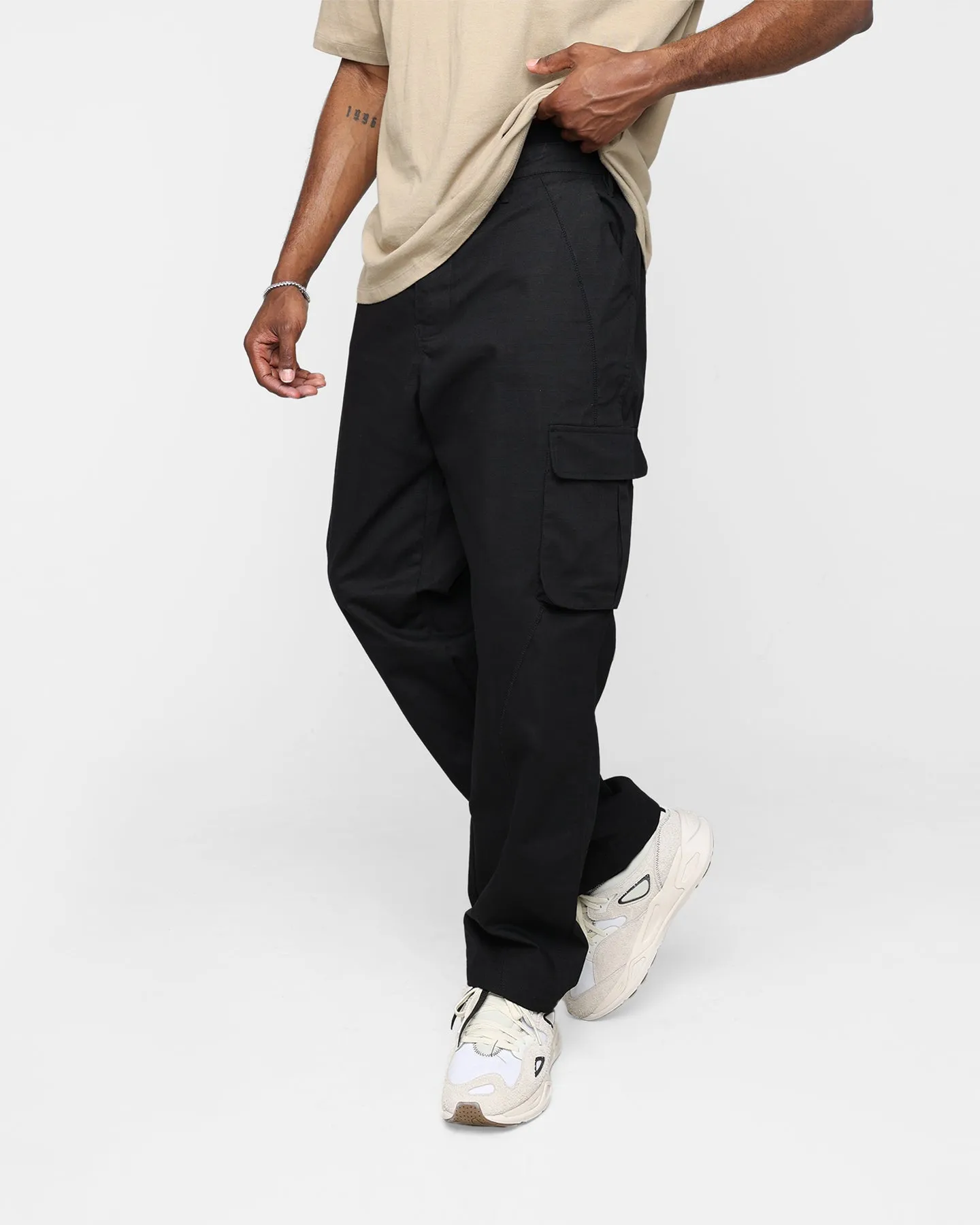 Renowned LA Renowned Lucid Raw Edge Cargo Pants Black