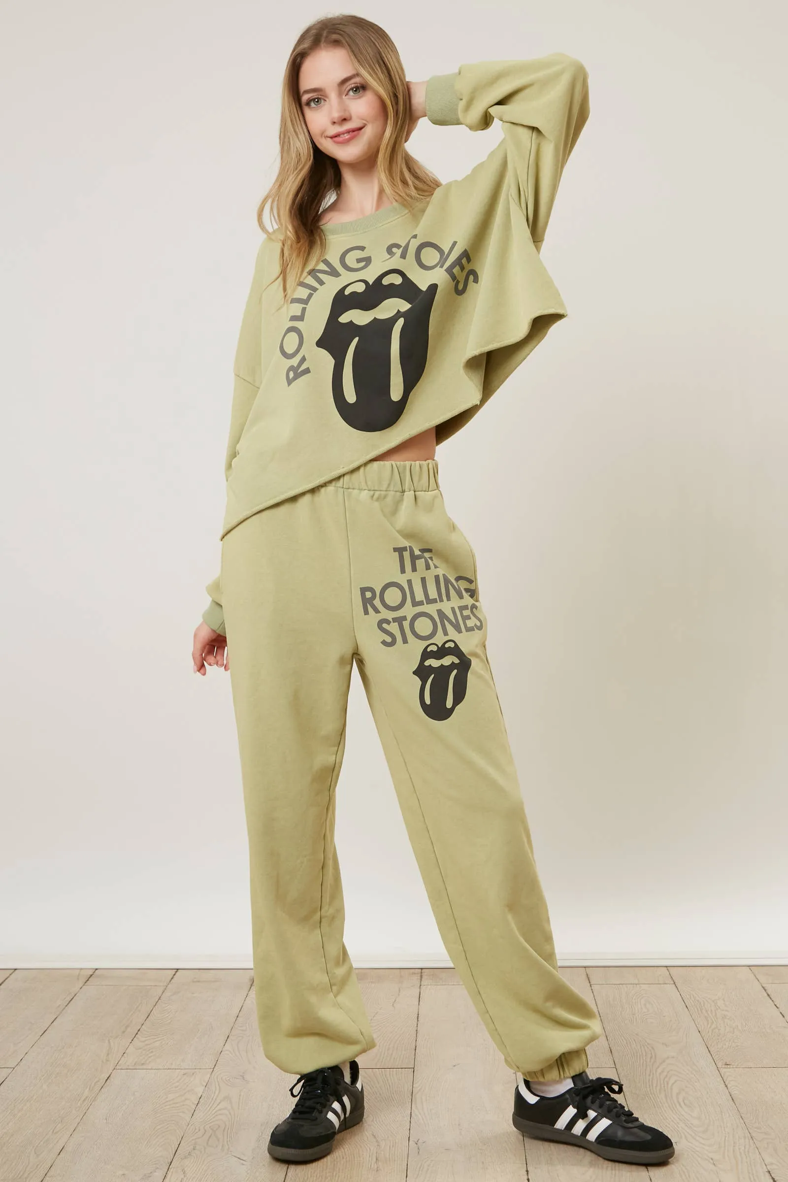 Rolling Stones Graphic Print Joggers: OLIVE / M