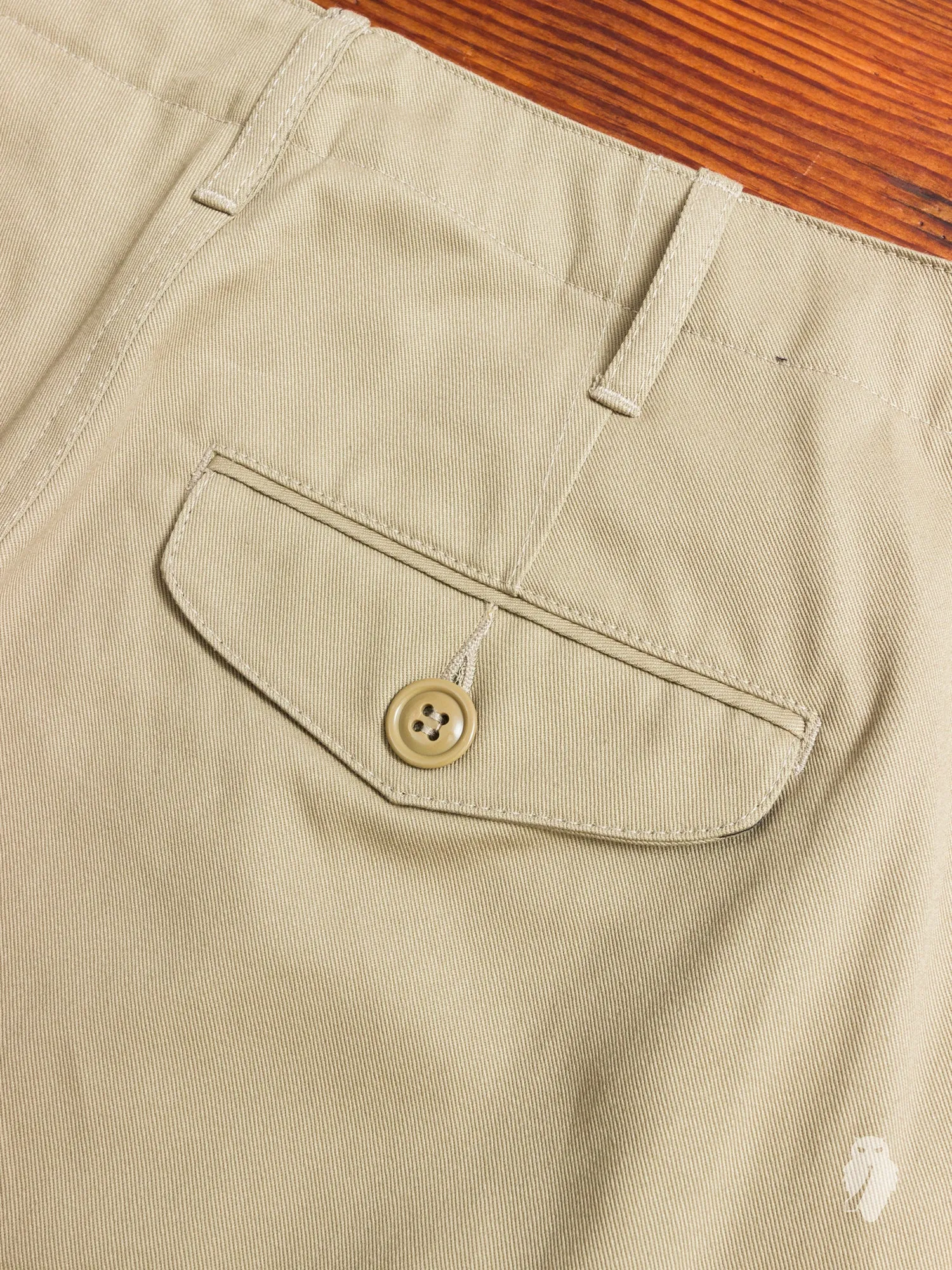 Service Chino in Khaki