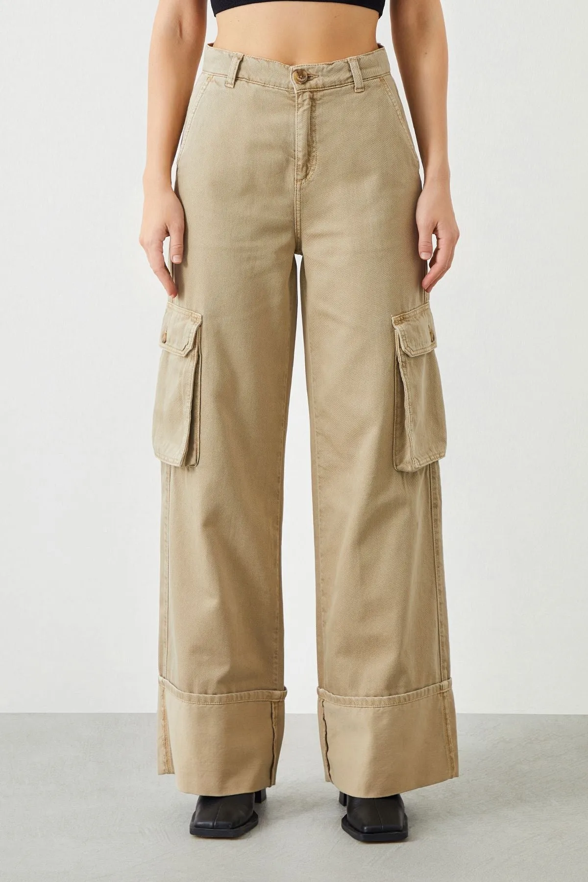 Sierra Wide Leg Fit Beige Women's Cargo Pants