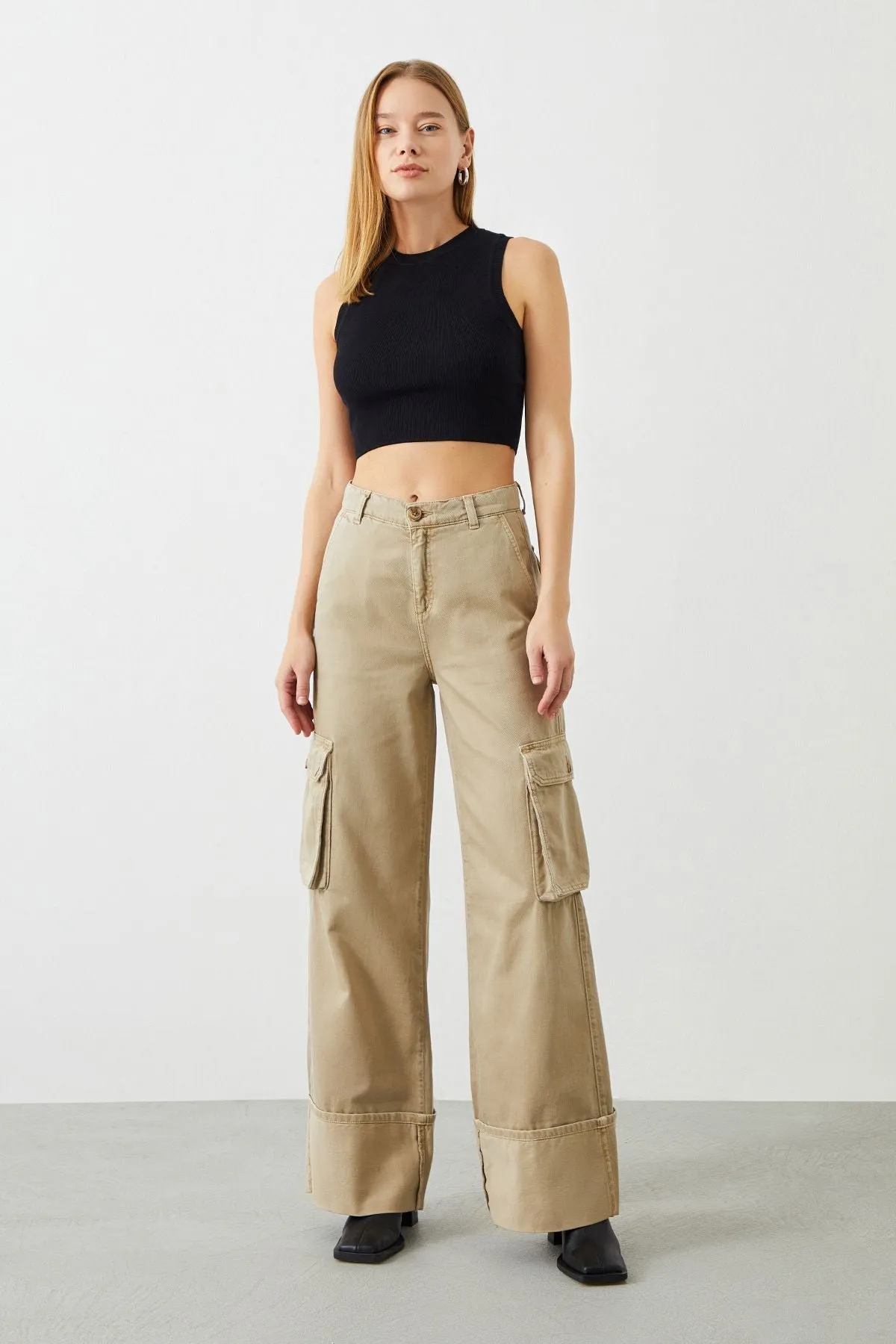 Sierra Wide Leg Fit Beige Women's Cargo Pants